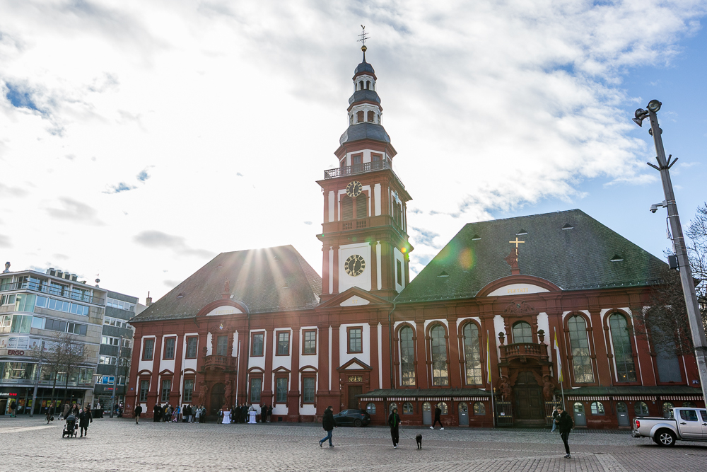 Winterhochzeit in Mannheim am Alten Rathaus