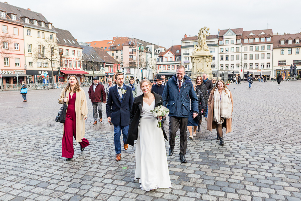Winterhochzeit in Mannheim am Alten Rathaus