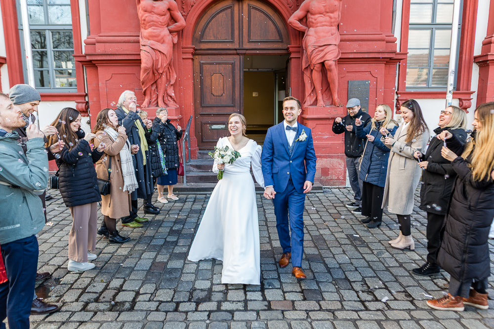 Winterhochzeit in Mannheim am Alten Rathaus