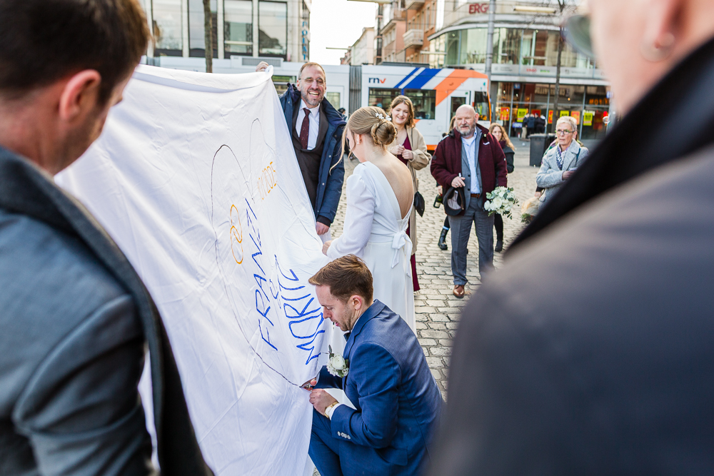 Winterhochzeit in Mannheim am Alten Rathaus