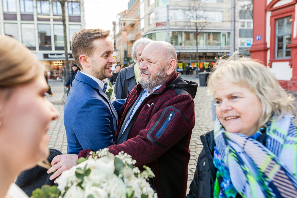 Winterhochzeit in Mannheim am Alten Rathaus