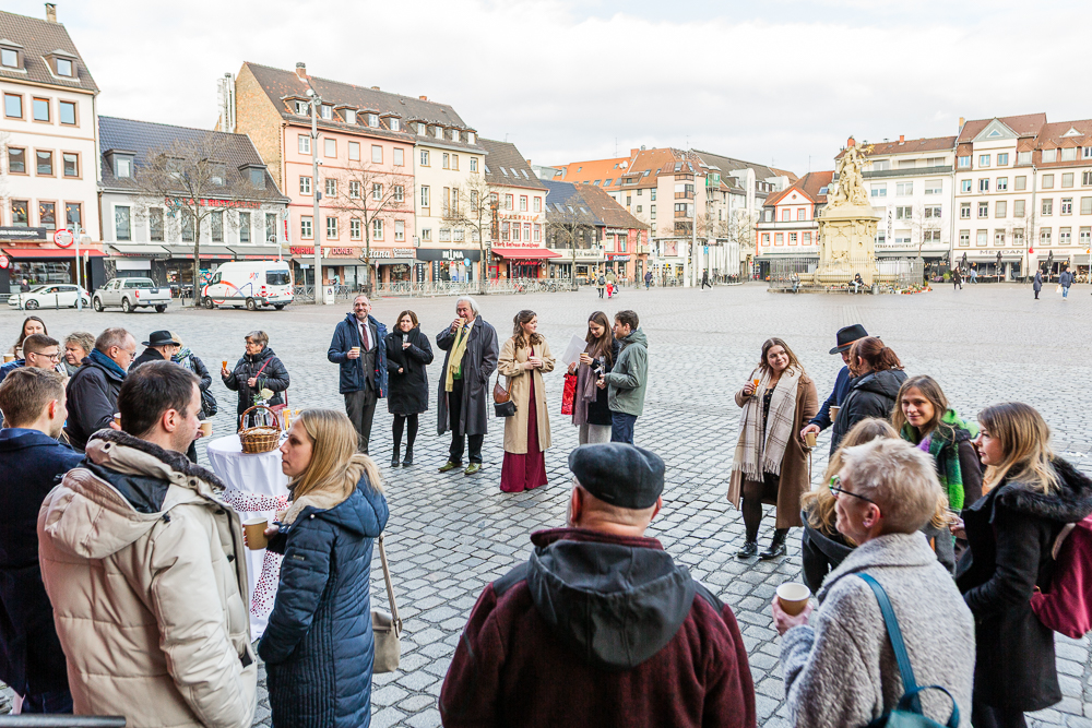 Winterhochzeit in Mannheim am Alten Rathaus