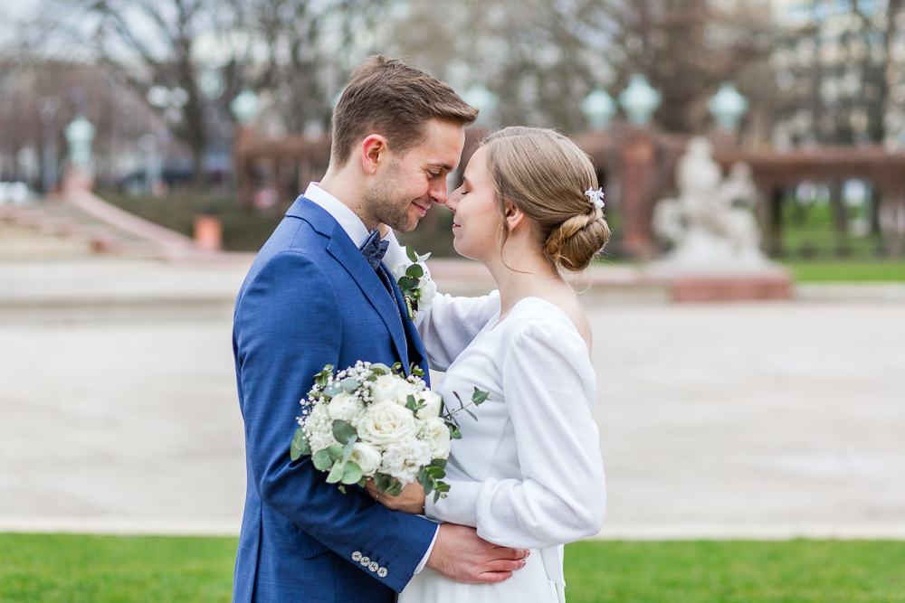 Winterhochzeit in Mannheim am Wasserturm 